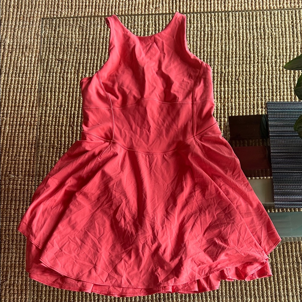 lululemon athletica Court Crush Dress w/ Built-in shorts and bra - Size 10